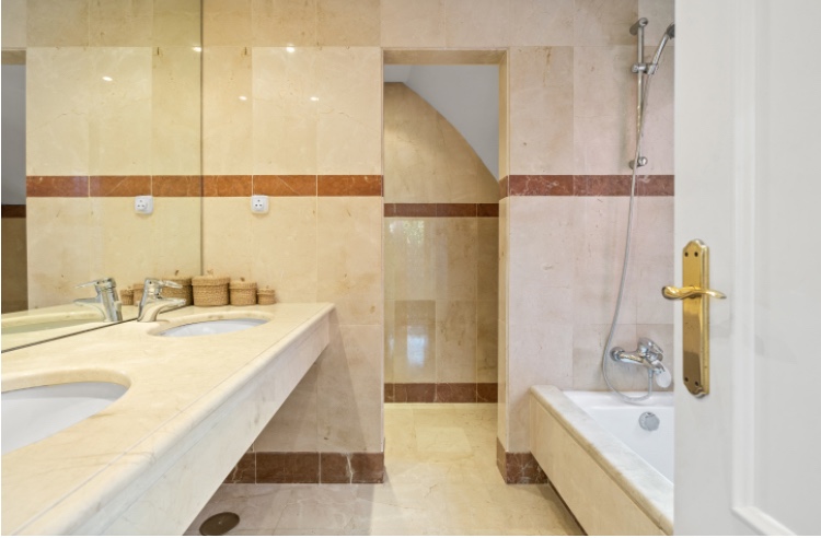 Estepona apartment 3 Bedrooms