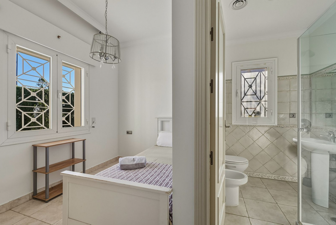 Guadalmina Alta San Pedro Alcantara villa 5 Bedrooms
