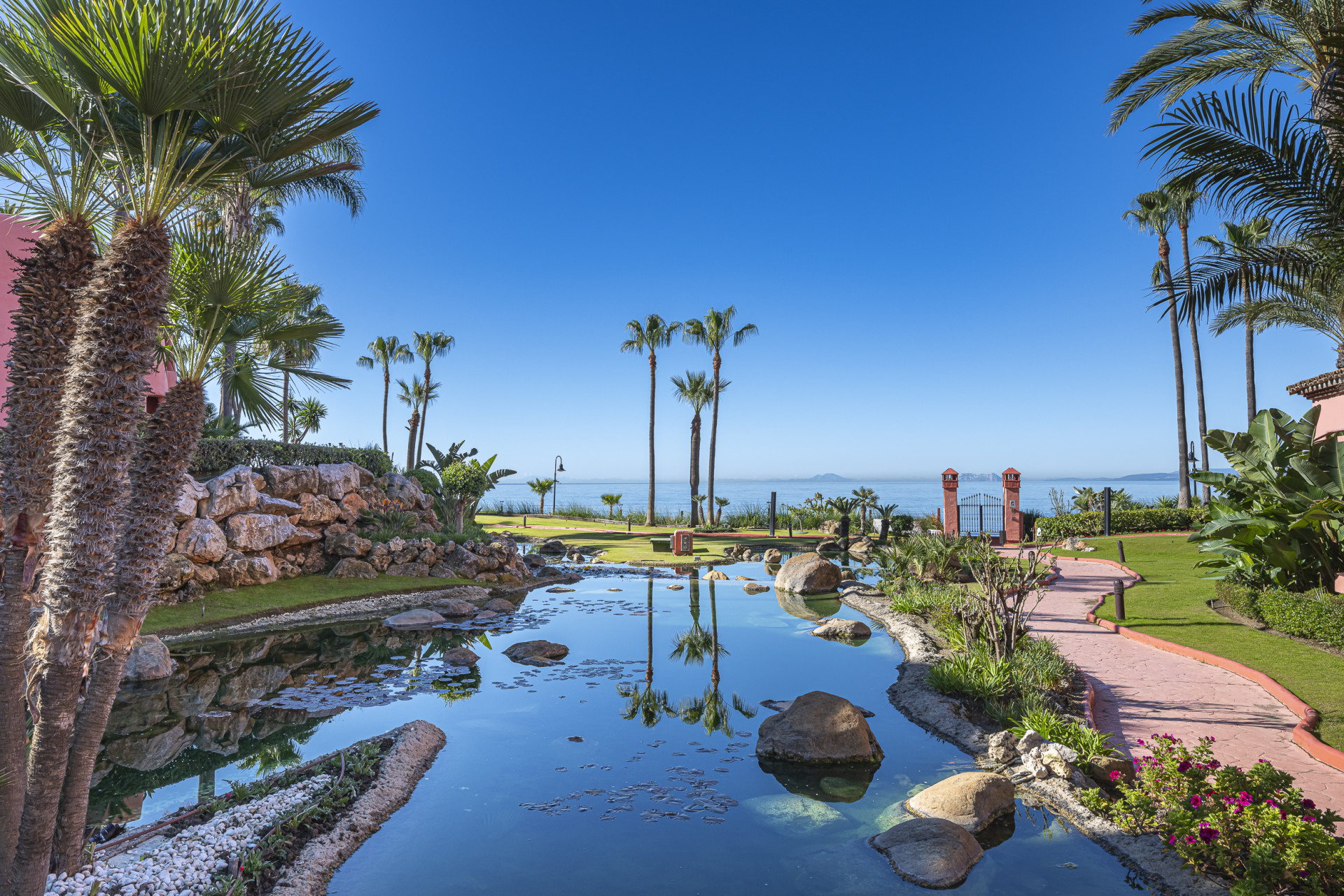 Estepona apartment 3 Bedrooms