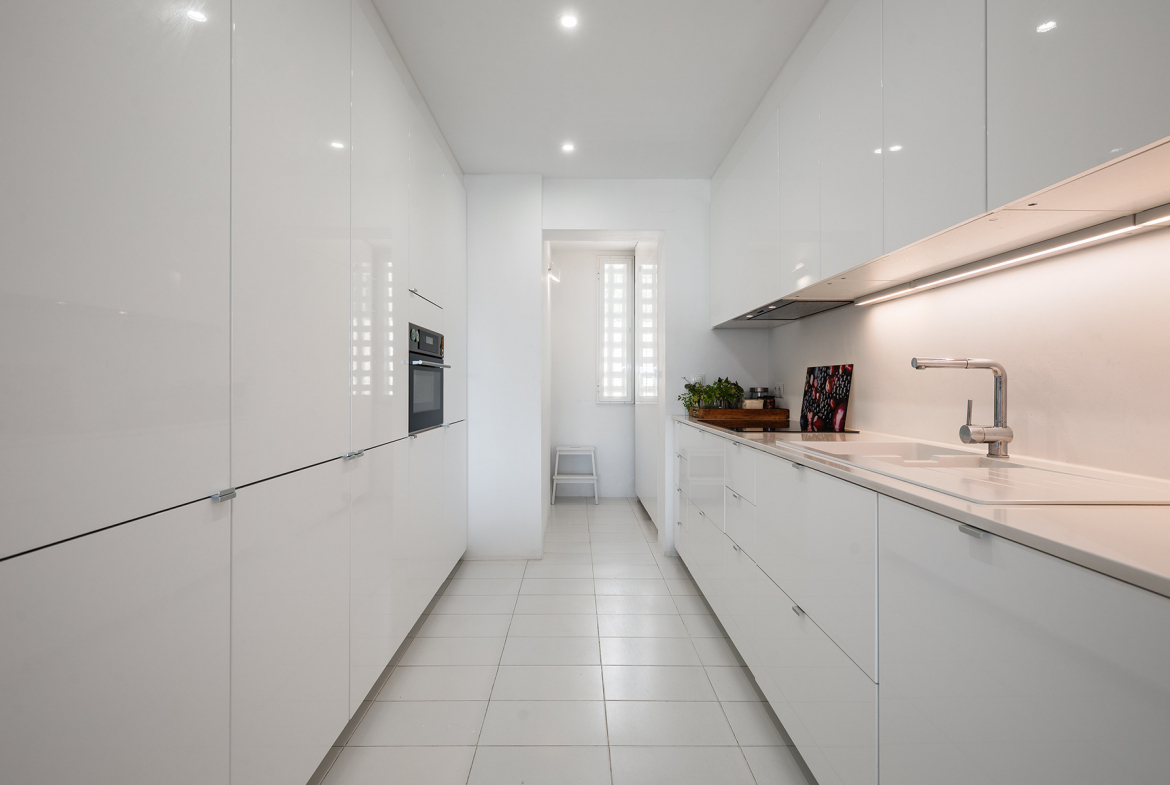 Nueva Andalucia Marbella penthouse 2 Bedrooms