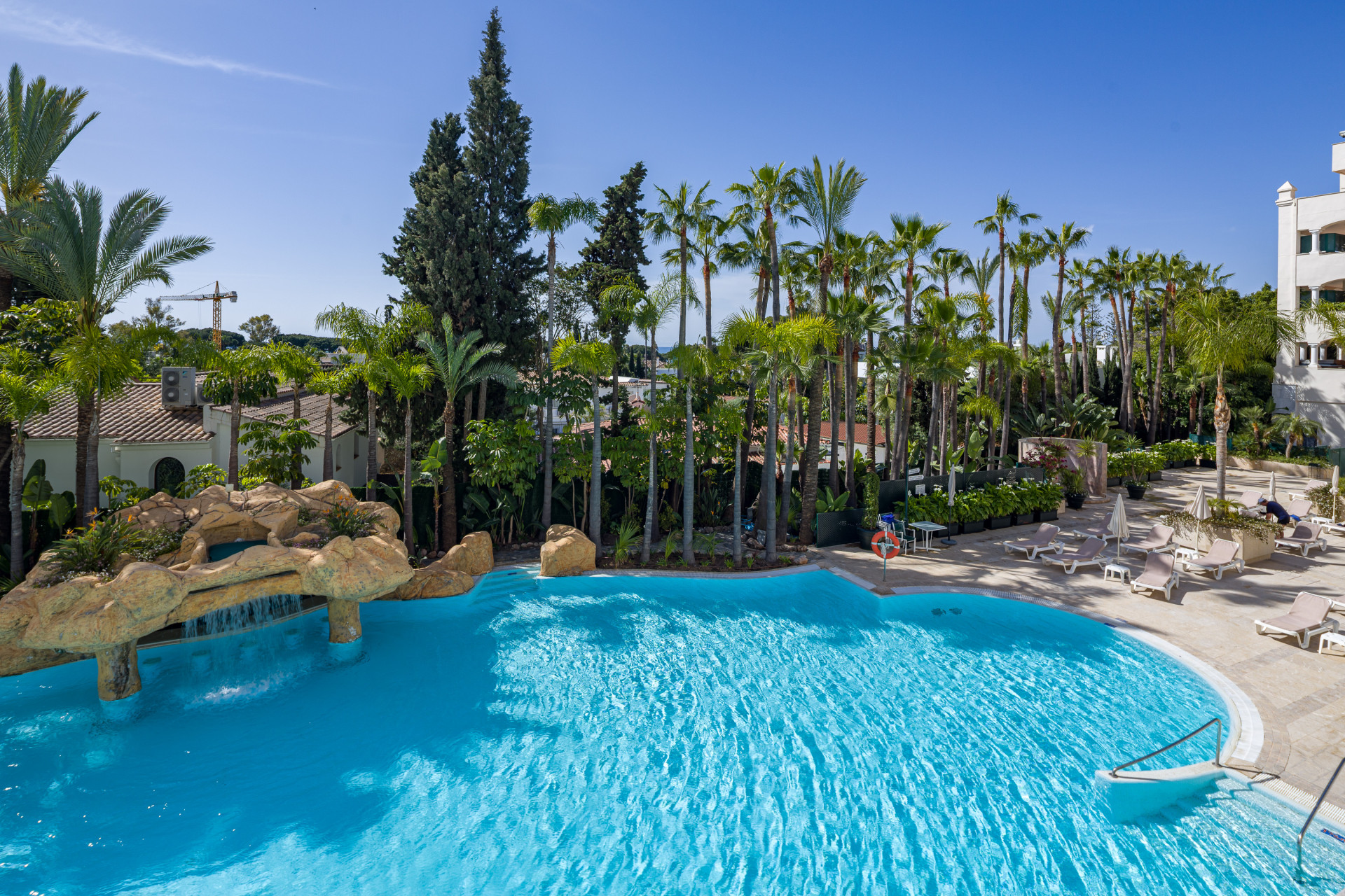 luxo-estate-21 Marbella Golden Mile Marbella apartment 2 Bedrooms