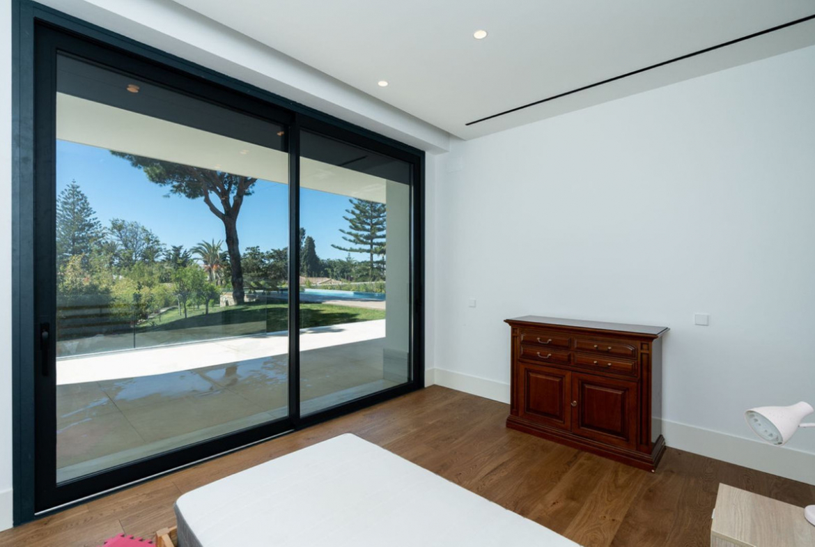 Marbesa Marbella villa 6 Bedrooms