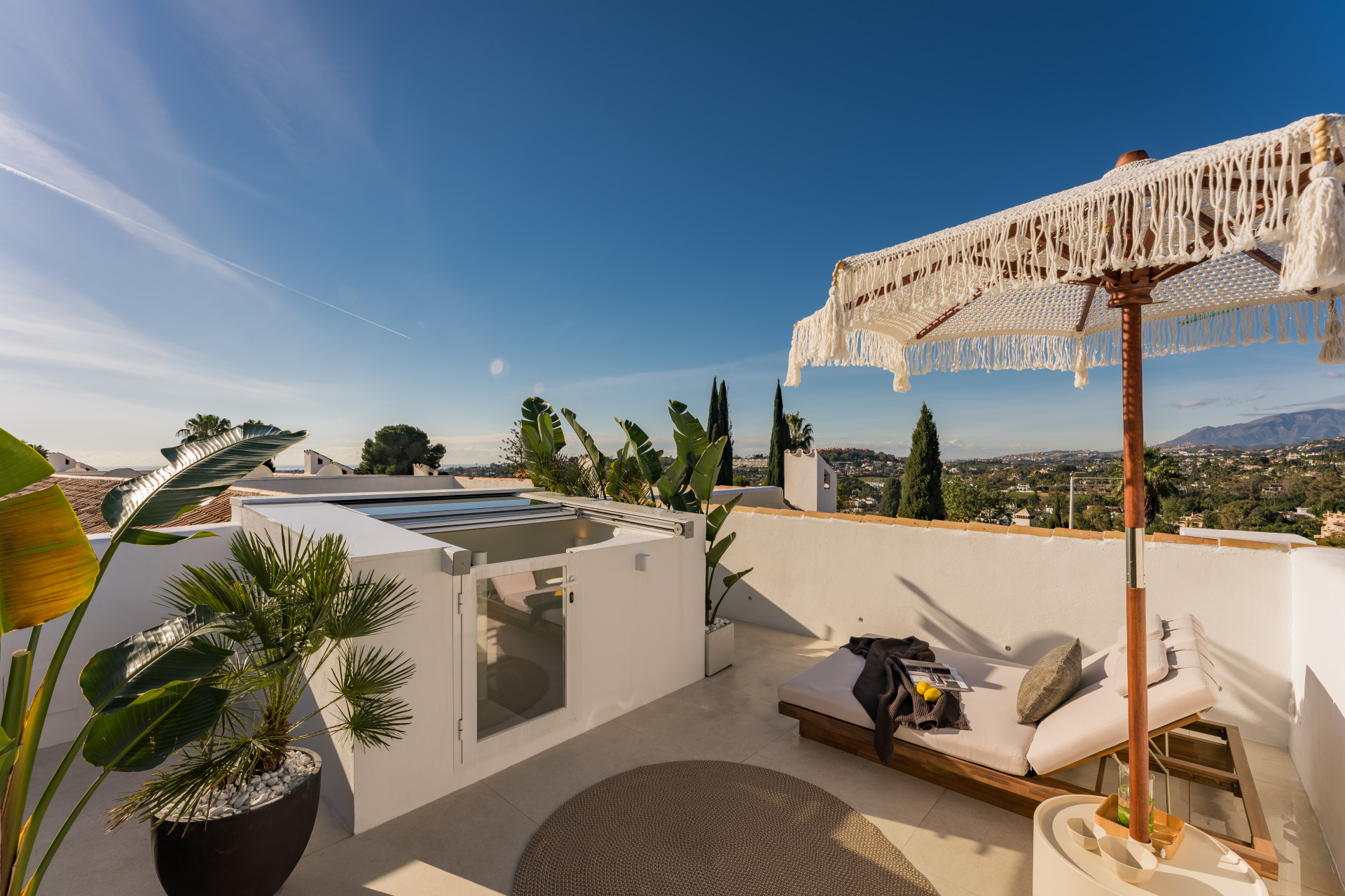 Nueva Andalucia Marbella townhouse 4 Bedrooms