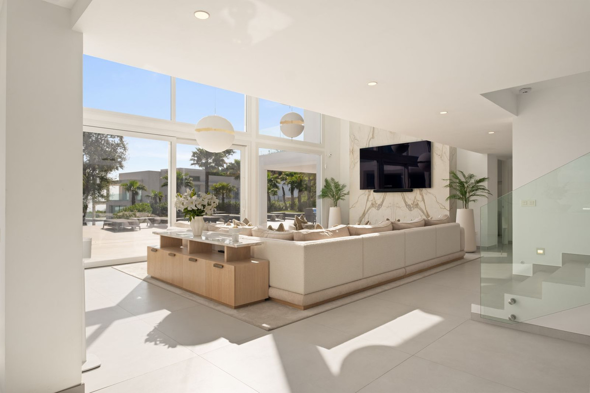 La Mairena Marbella villa 4 Bedrooms
