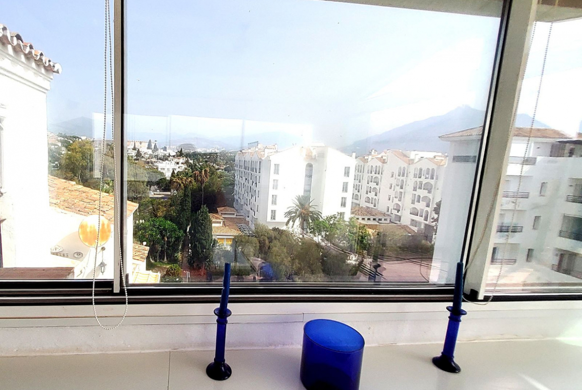 Puerto Banus Marbella penthouse 3 Bedrooms