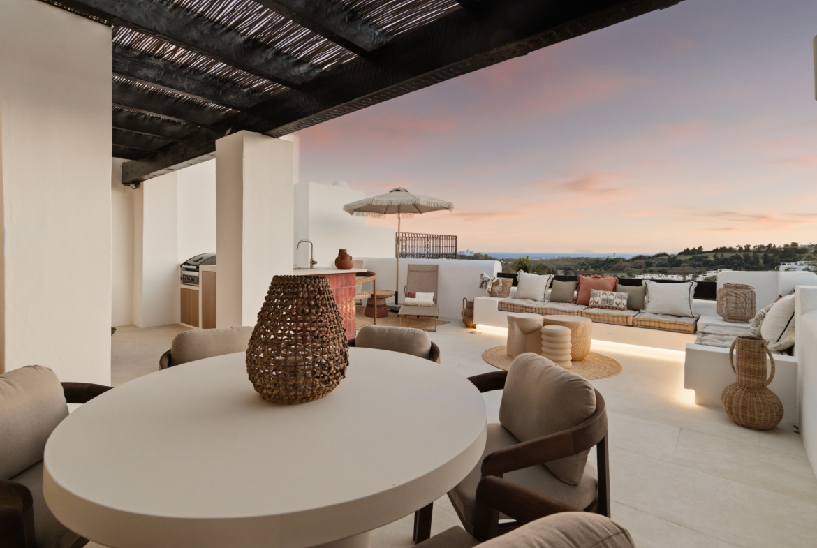 La Alqueria Benahavis penthouse 3 Bedrooms