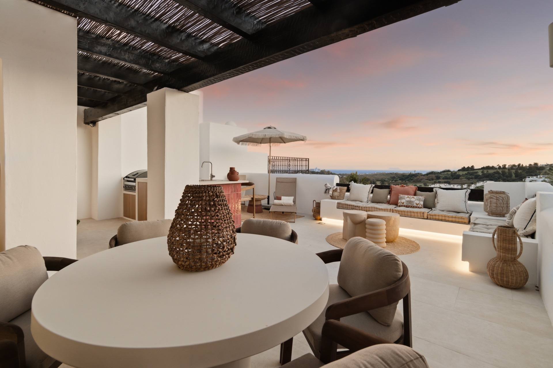La Alqueria Benahavis penthouse 3 Bedrooms