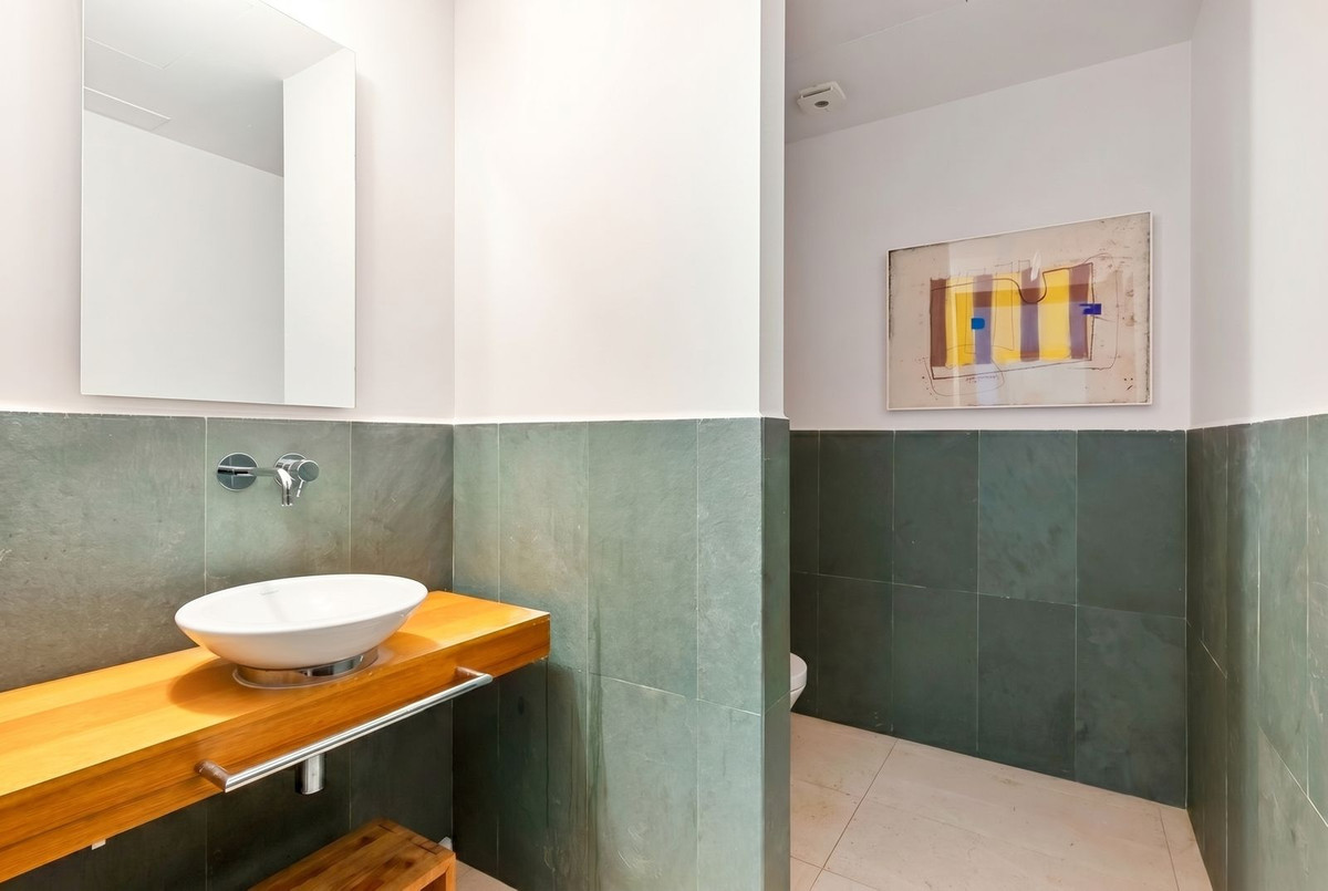 luxo-estate-21 Sierra Blanca Marbella townhouse 4 Bedrooms