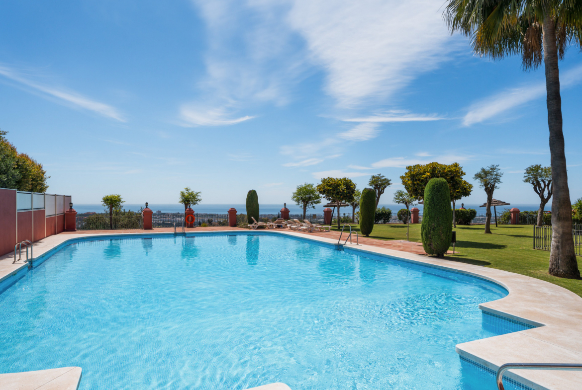 Monte Halcones Benahavis penthouse 4 Bedrooms