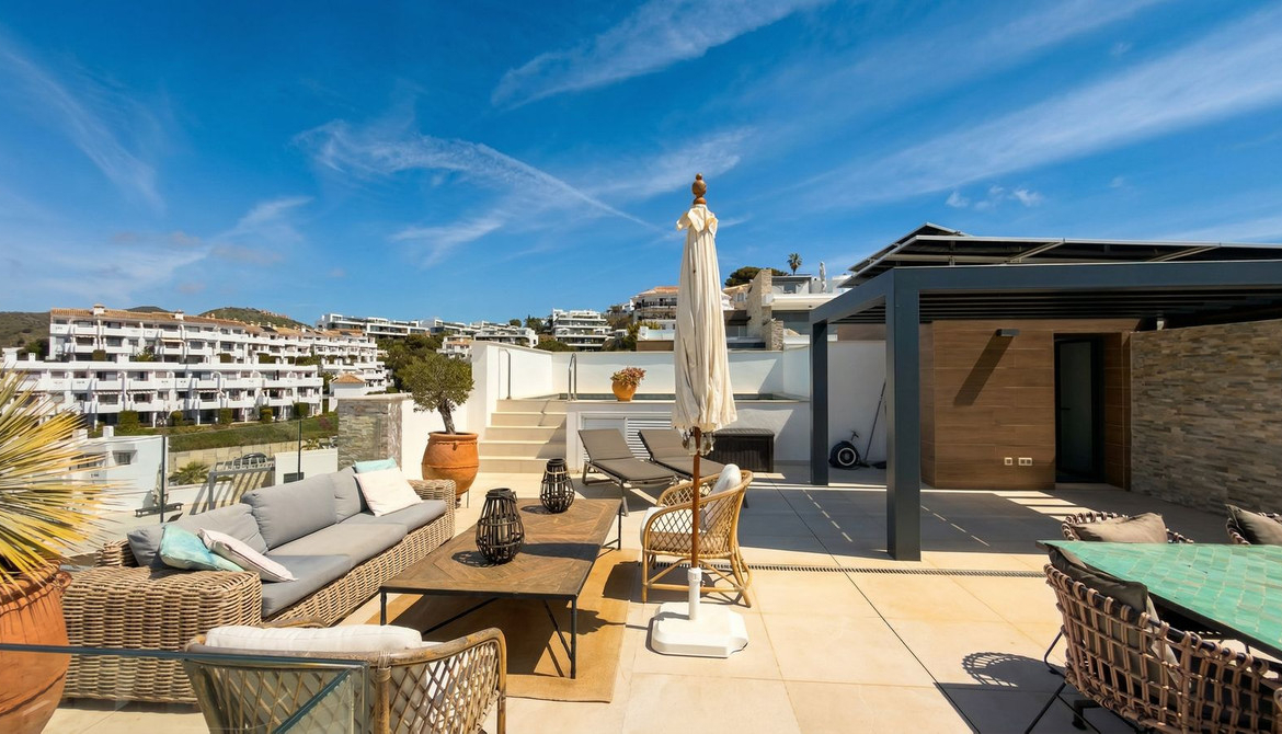 Cabopino Marbella penthouse 3 Bedrooms