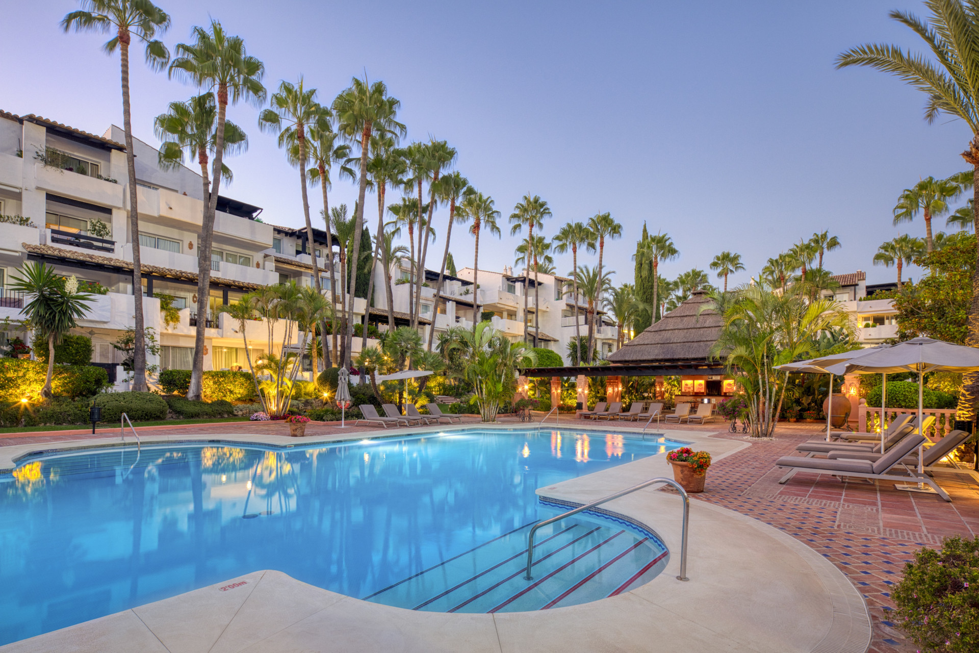 luxo-estate-21 Marbella Golden Mile Marbella apartment 3 Bedrooms
