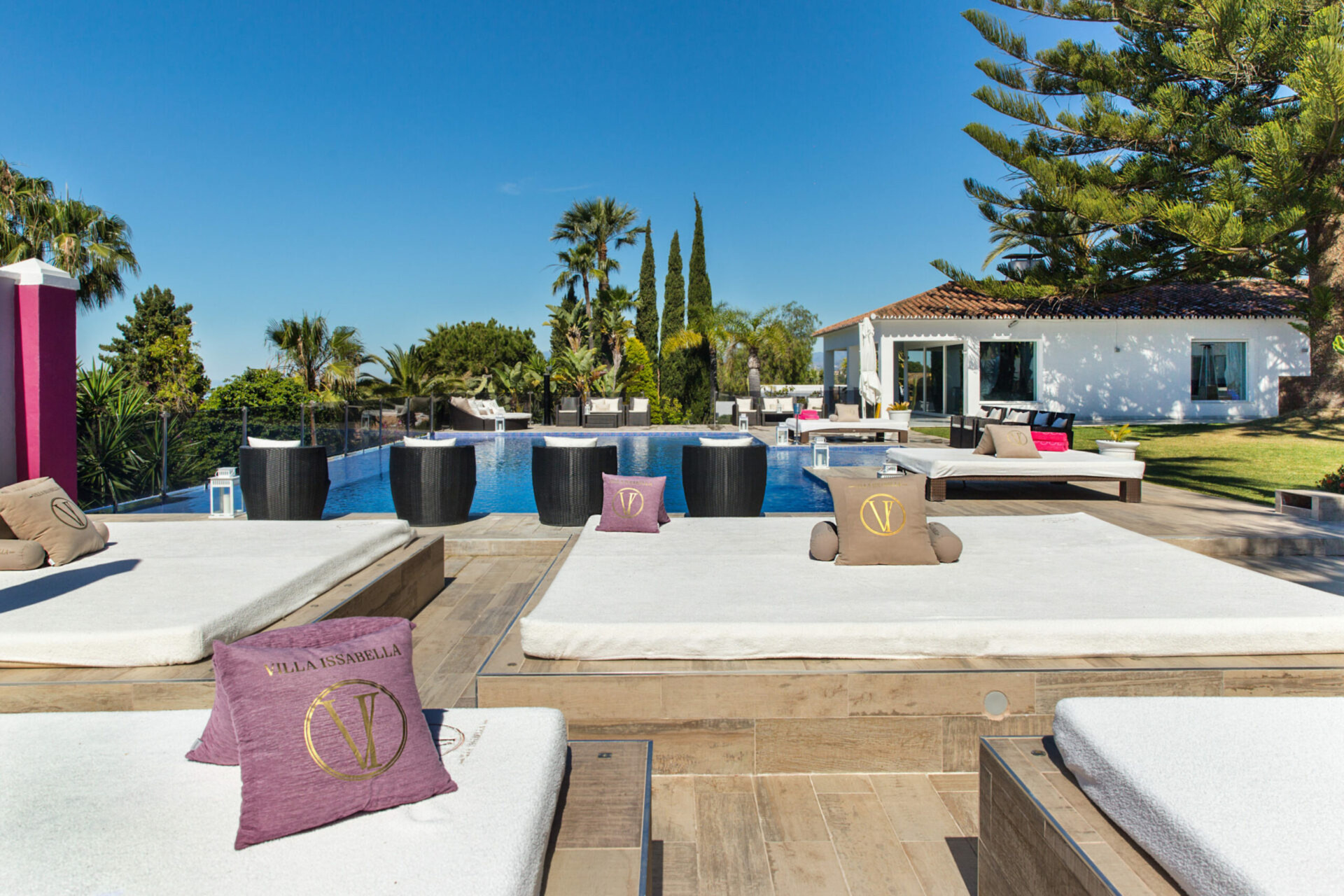 Elviria Marbella villa 8 Bedrooms