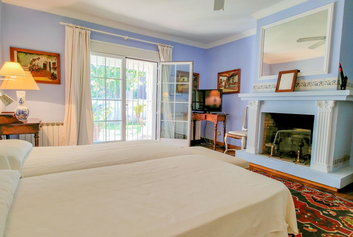 San Pedro Alcantara villa 7 Bedrooms