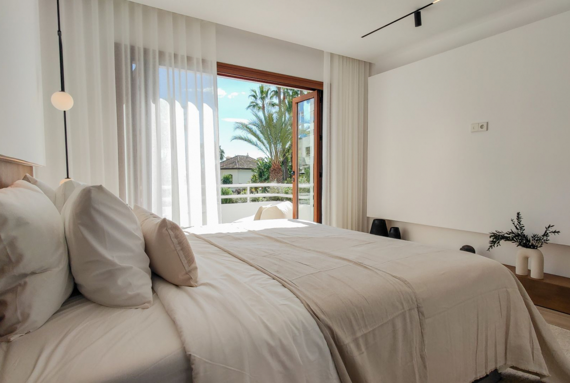 Nueva Andalucia Marbella townhouse 3 Bedrooms
