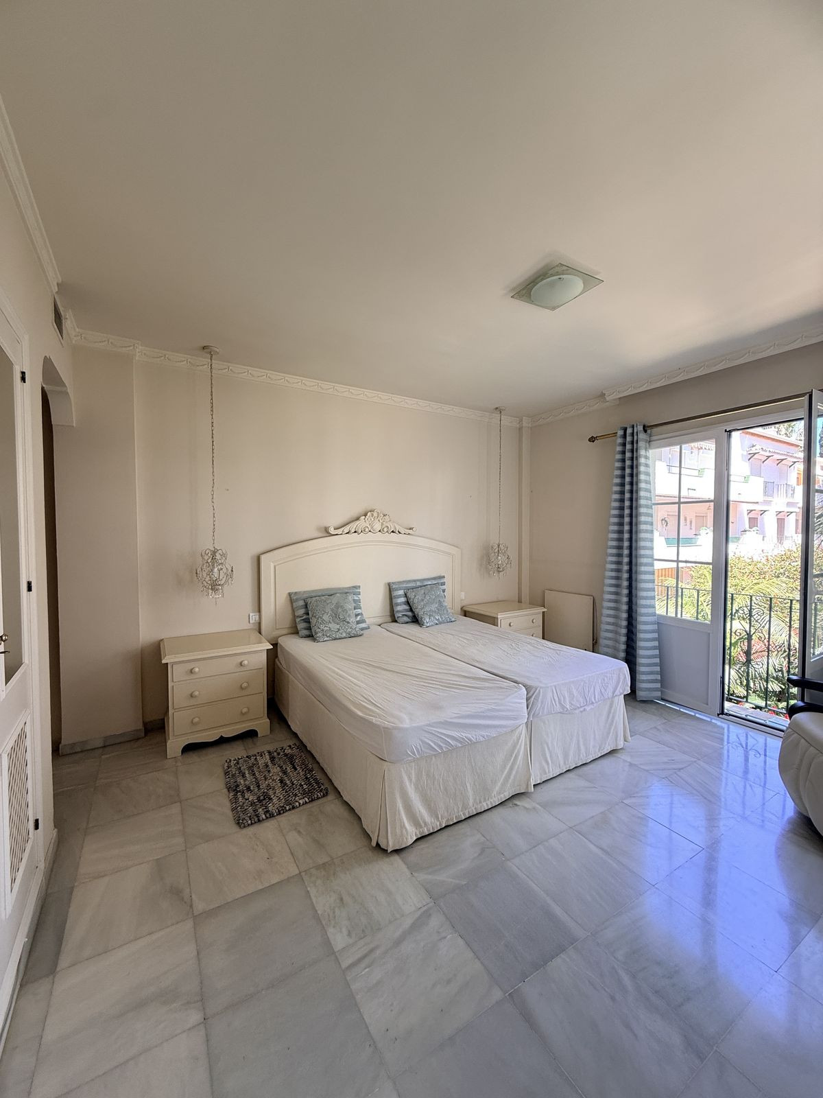 New Golden Mile Estepona apartment 3 Bedrooms