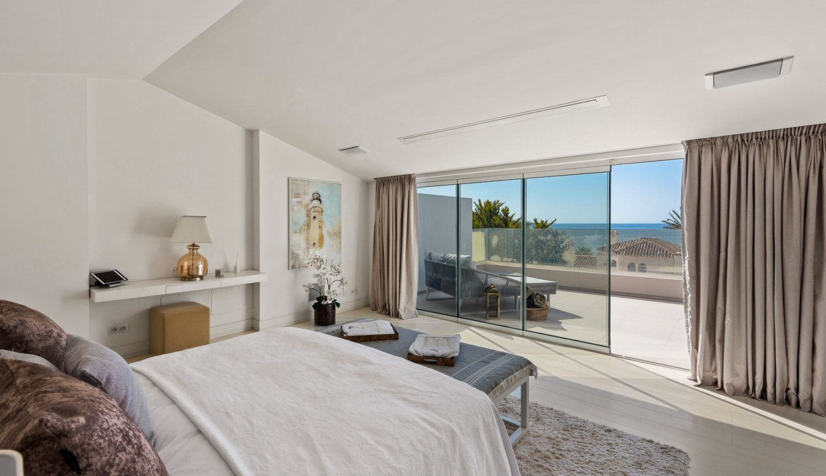 Marbella Golden Mile Marbella villa 4 Bedrooms