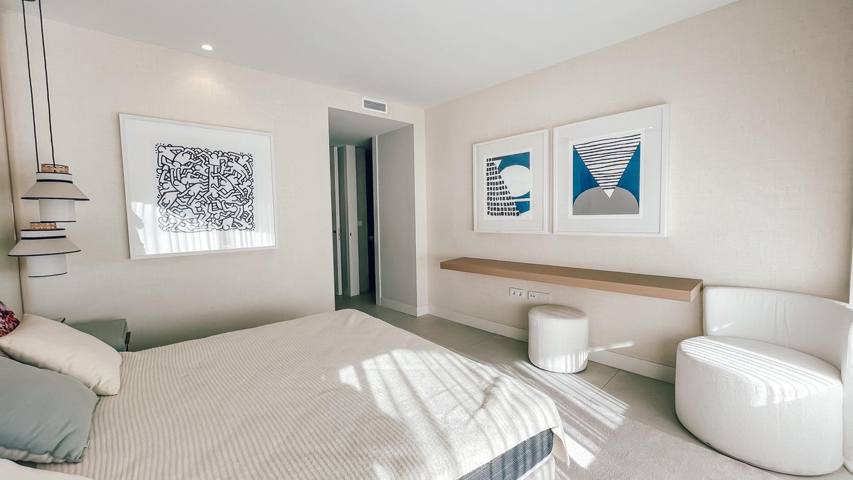 luxo-estate-21 Estepona apartment 3 Bedrooms
