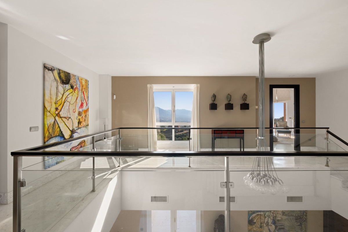 La Mairena Marbella villa 5 Bedrooms