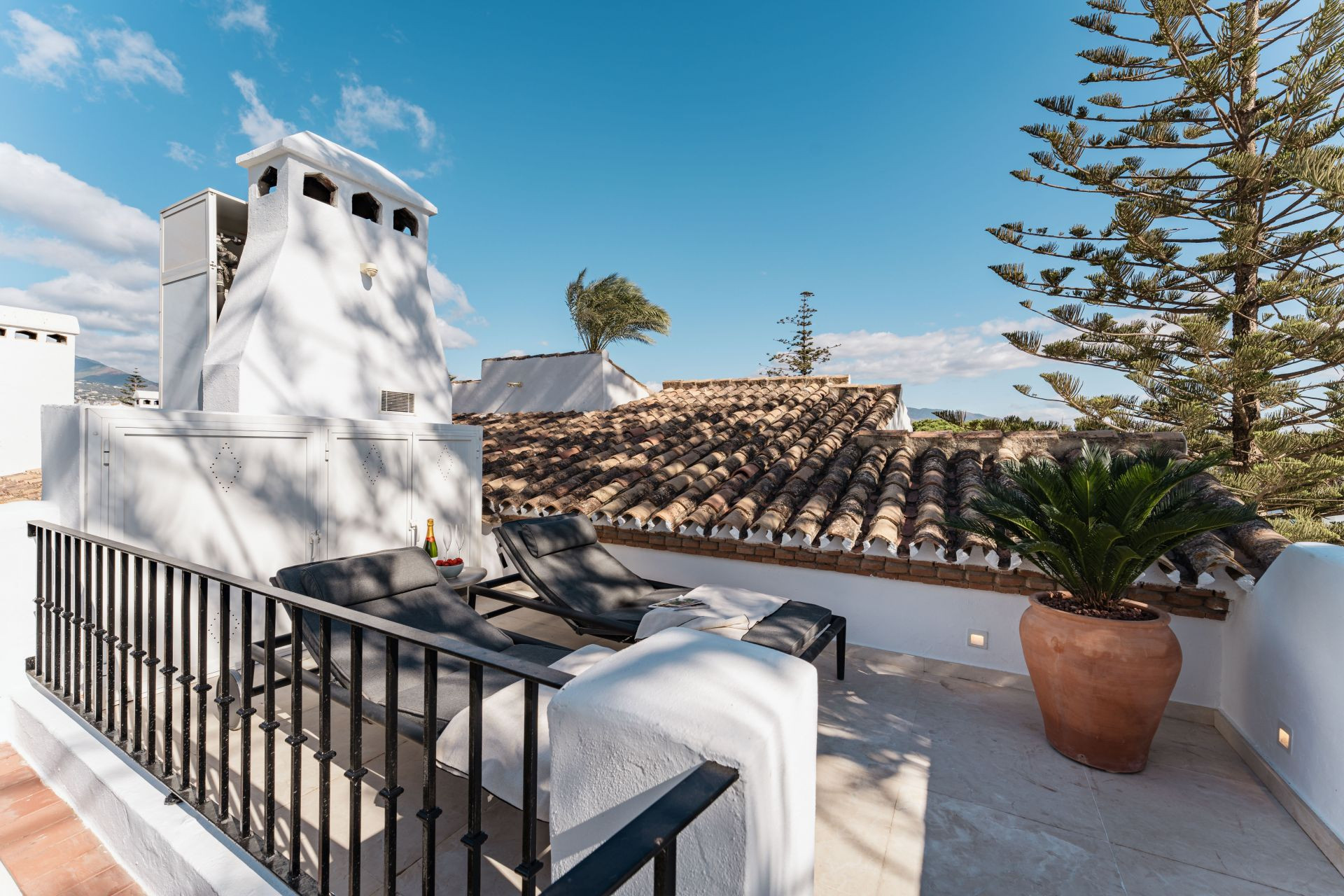 San Pedro Center San Pedro Alcantara penthouse 3 Bedrooms
