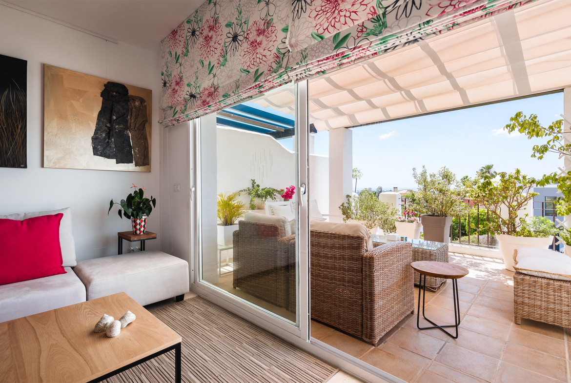 Nueva Andalucia Marbella penthouse 2 Bedrooms