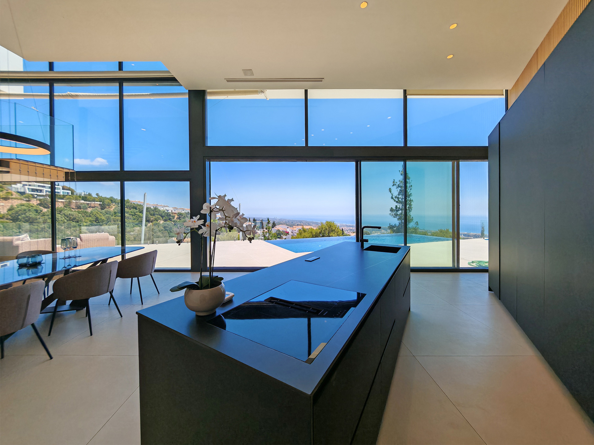 Los Monteros Marbella villa 4 Bedrooms