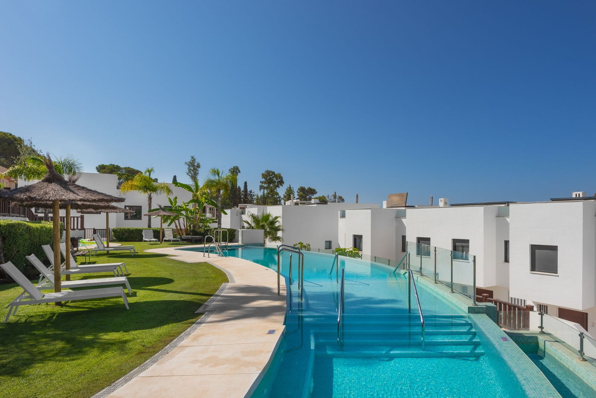 R5412229 Marbella Golden Mile Marbella townhouse 3 Bedrooms