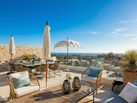 Cabopino Marbella penthouse 3 Bedrooms
