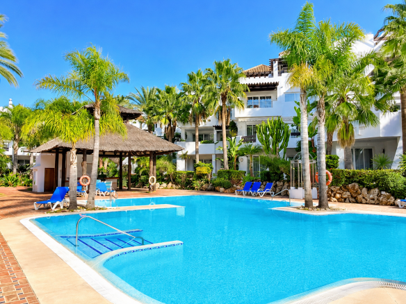 Puerto Banus Marbella penthouse 3 Bedrooms