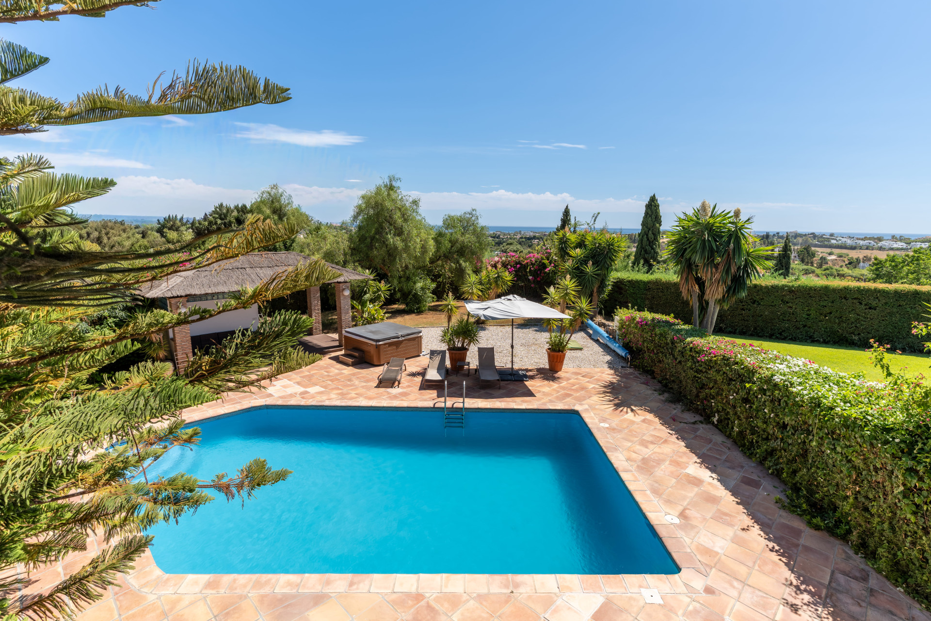 Los Almendros Benahavis villa 5 Bedrooms