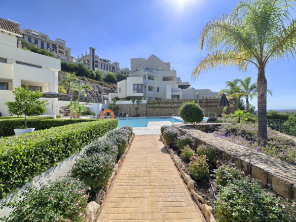 Los Flamingos Benahavis penthouse 3 Bedrooms