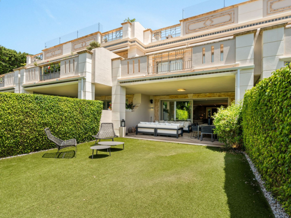 Sierra Blanca Marbella townhouse 4 Bedrooms