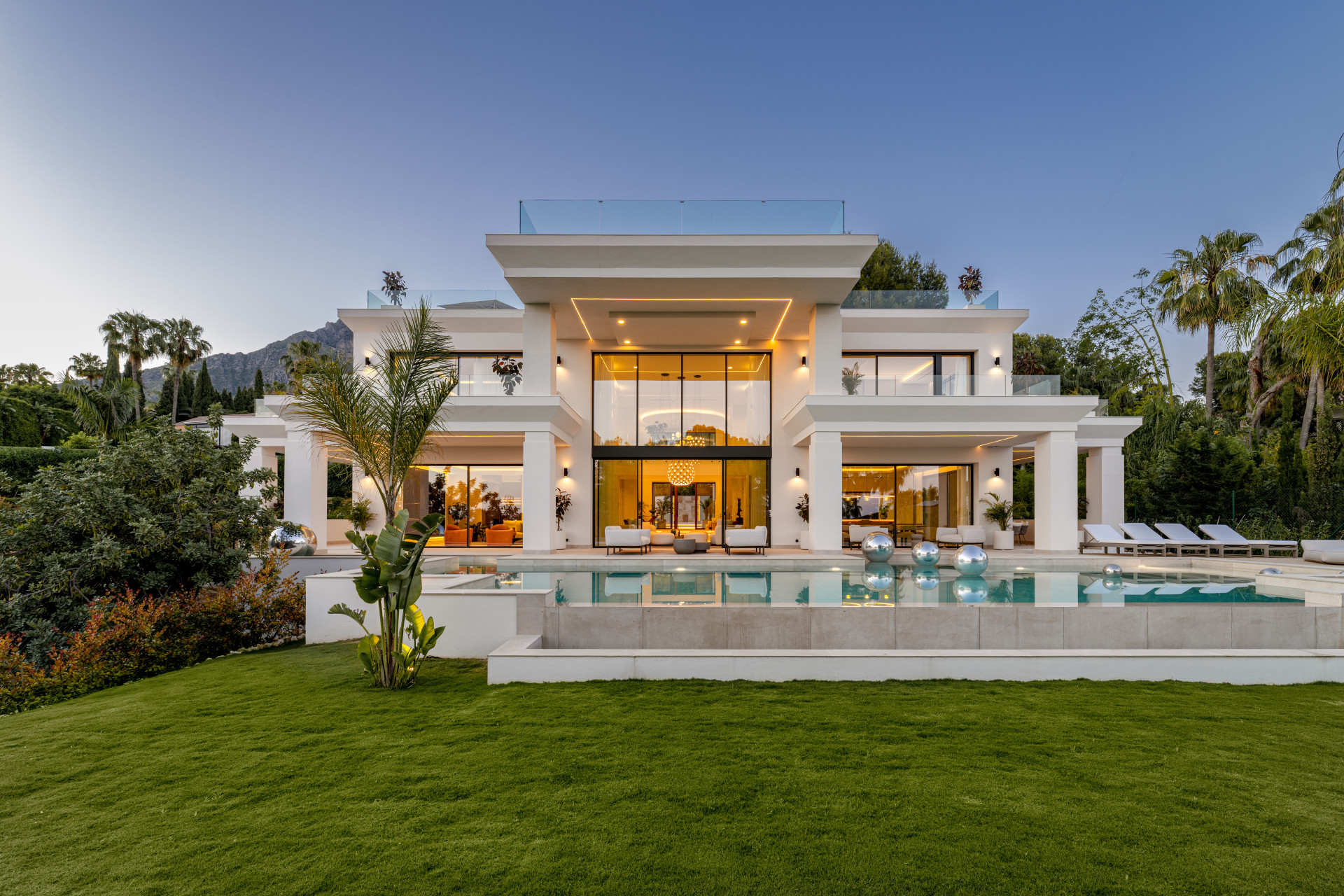 VP6224 Sierra Blanca Marbella villa 6 Bedrooms