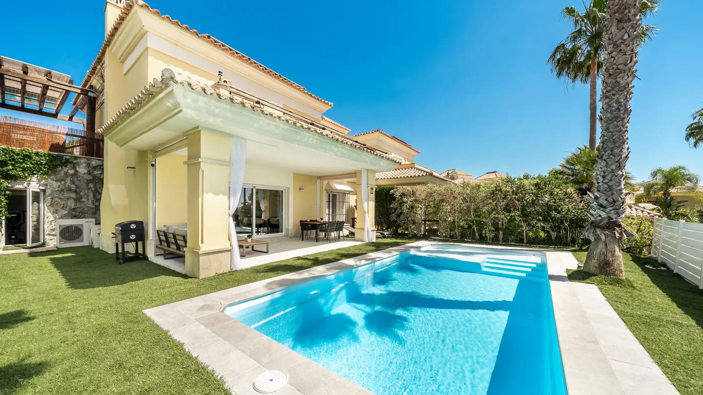 Marbella villa 4 Bedrooms