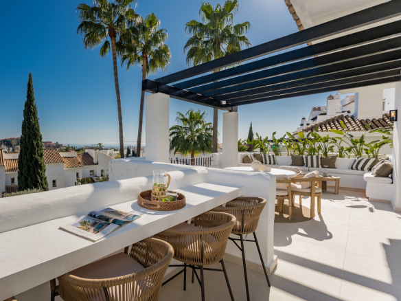 Nueva Andalucia Marbella penthouse 3 Bedrooms