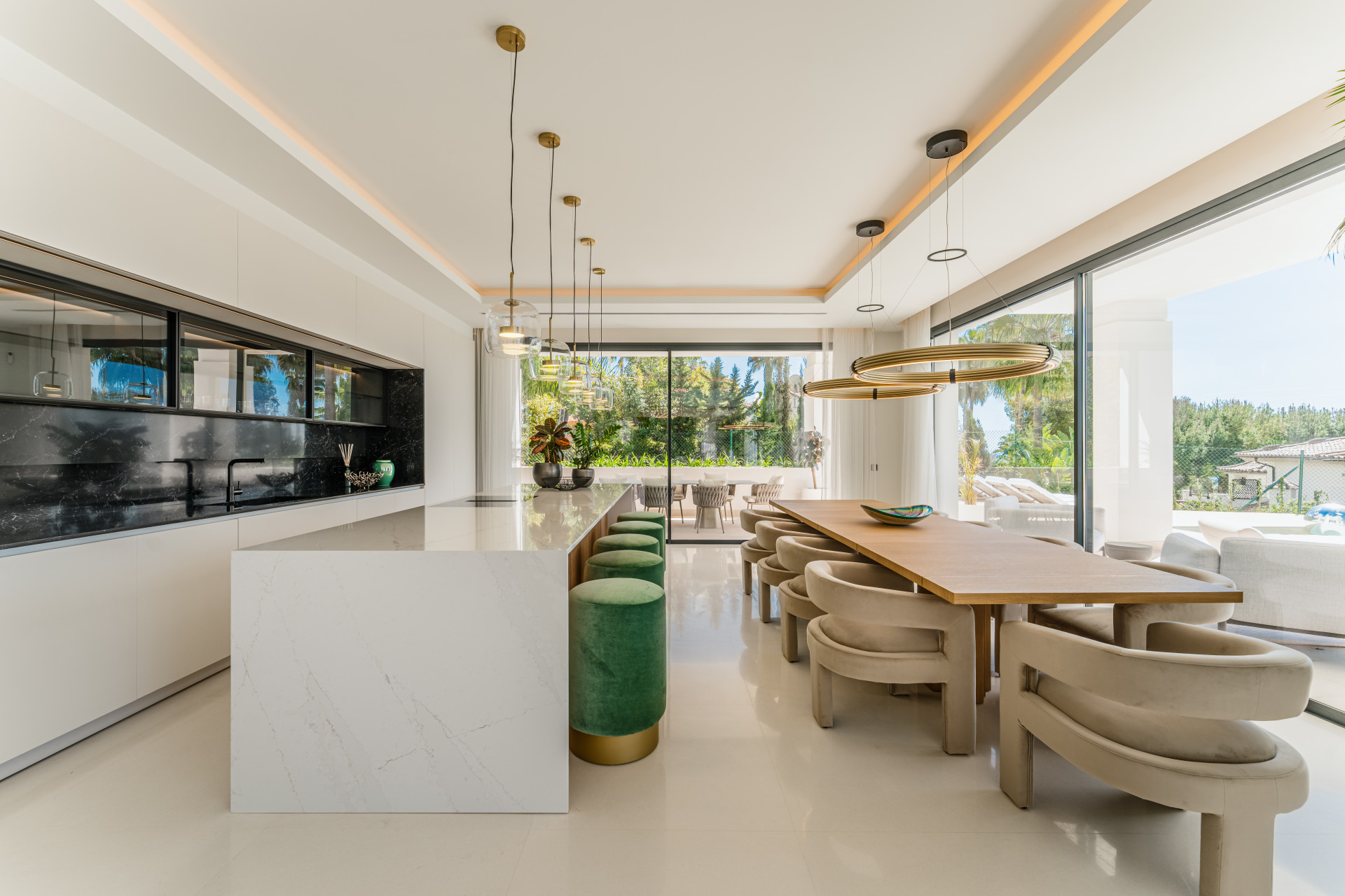 luxo-estate-3 Sierra Blanca Marbella villa 6 Bedrooms