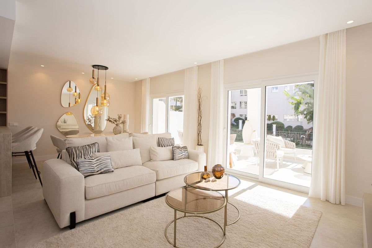 Nueva Andalucia Marbella penthouse 4 Bedrooms