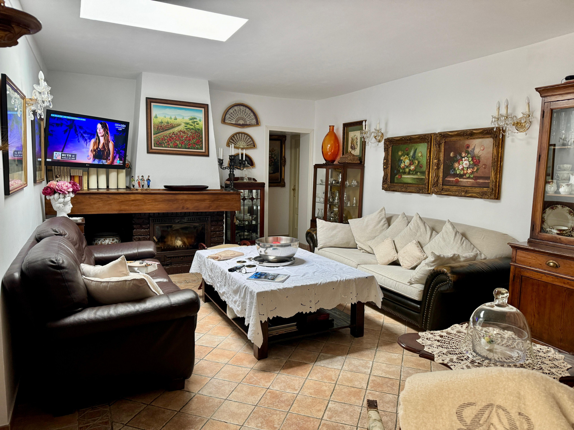 luxo-estate-3 San Pedro Alcantara villa 4 Bedrooms
