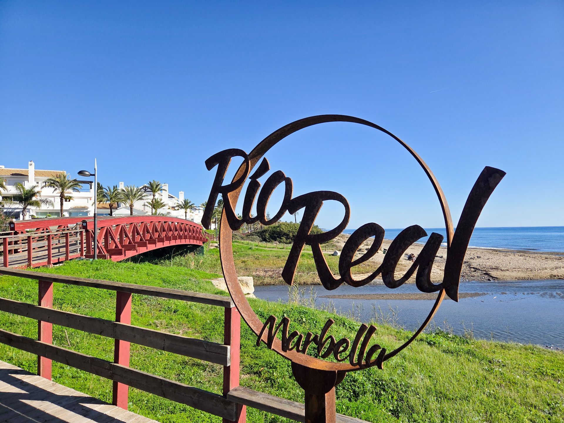 luxo-estate-3 Rio Real Marbella penthouse 3 Bedrooms