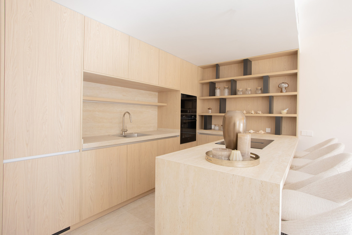 Nueva Andalucia Marbella penthouse 4 Bedrooms