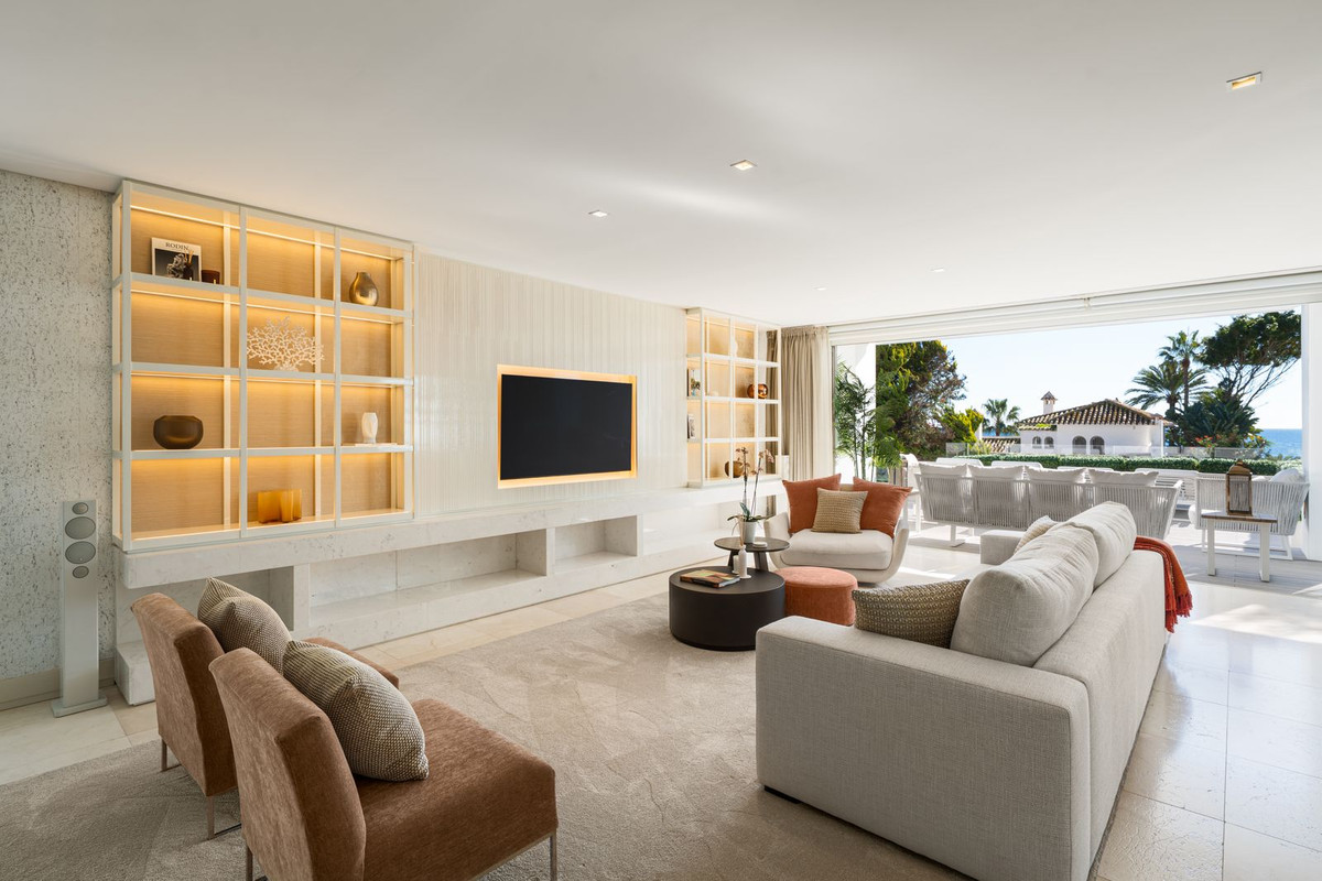 luxo-estate-3 Marbella Golden Mile Marbella villa 4 Bedrooms
