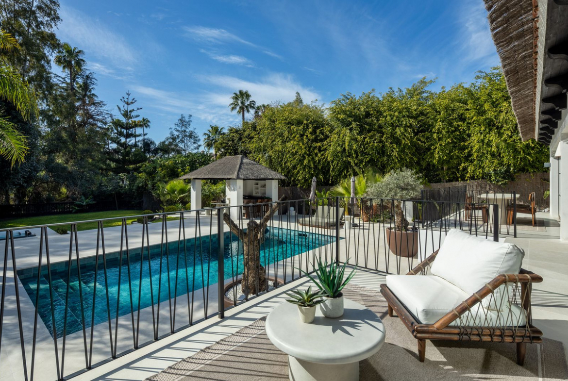 Nueva Andalucia Marbella villa 5 Bedrooms