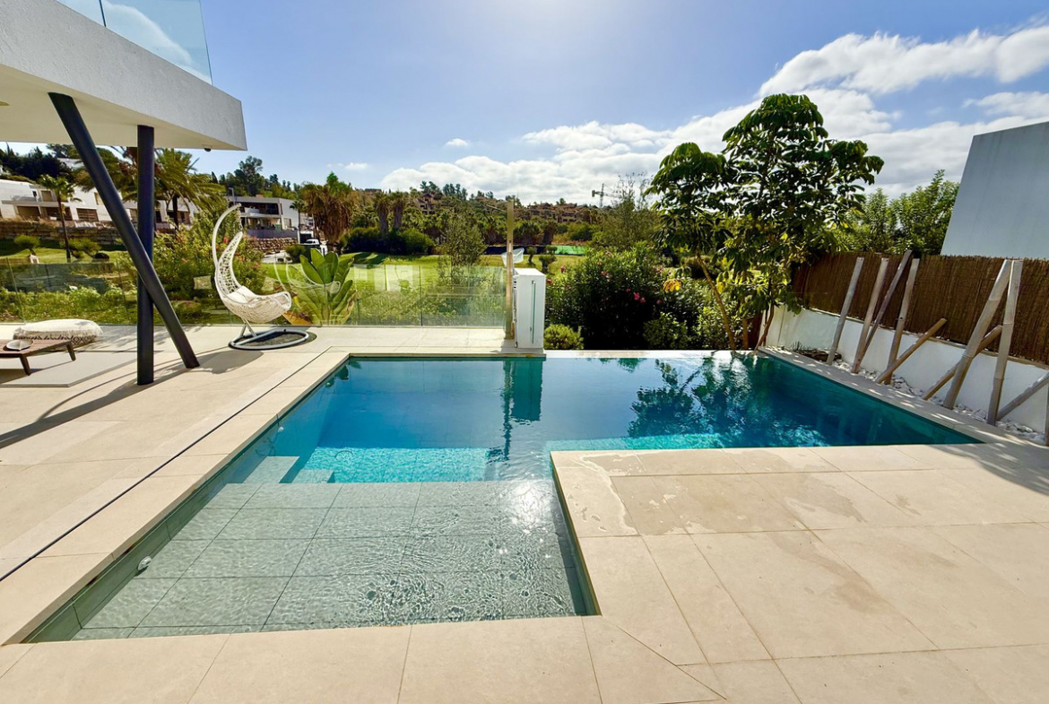 Estepona villa 4 Bedrooms