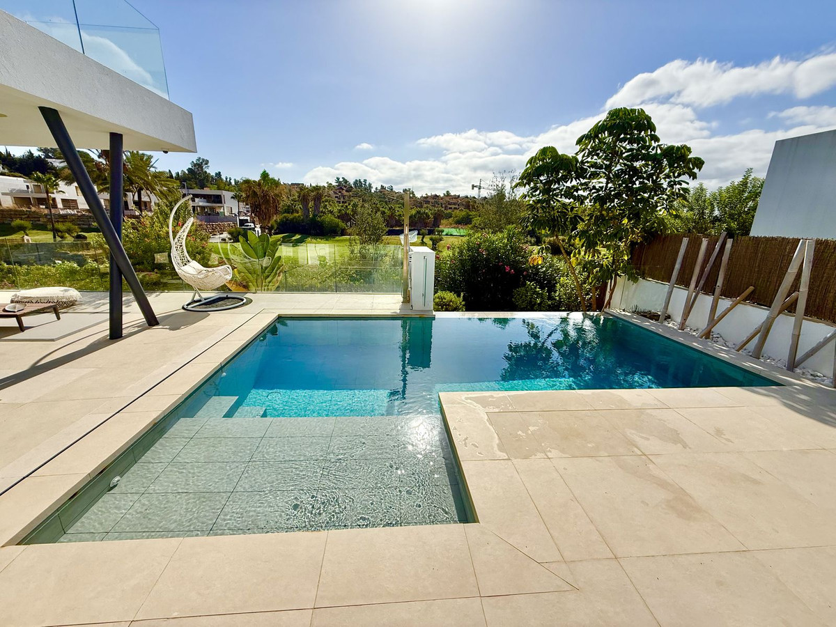 Estepona villa 4 Bedrooms