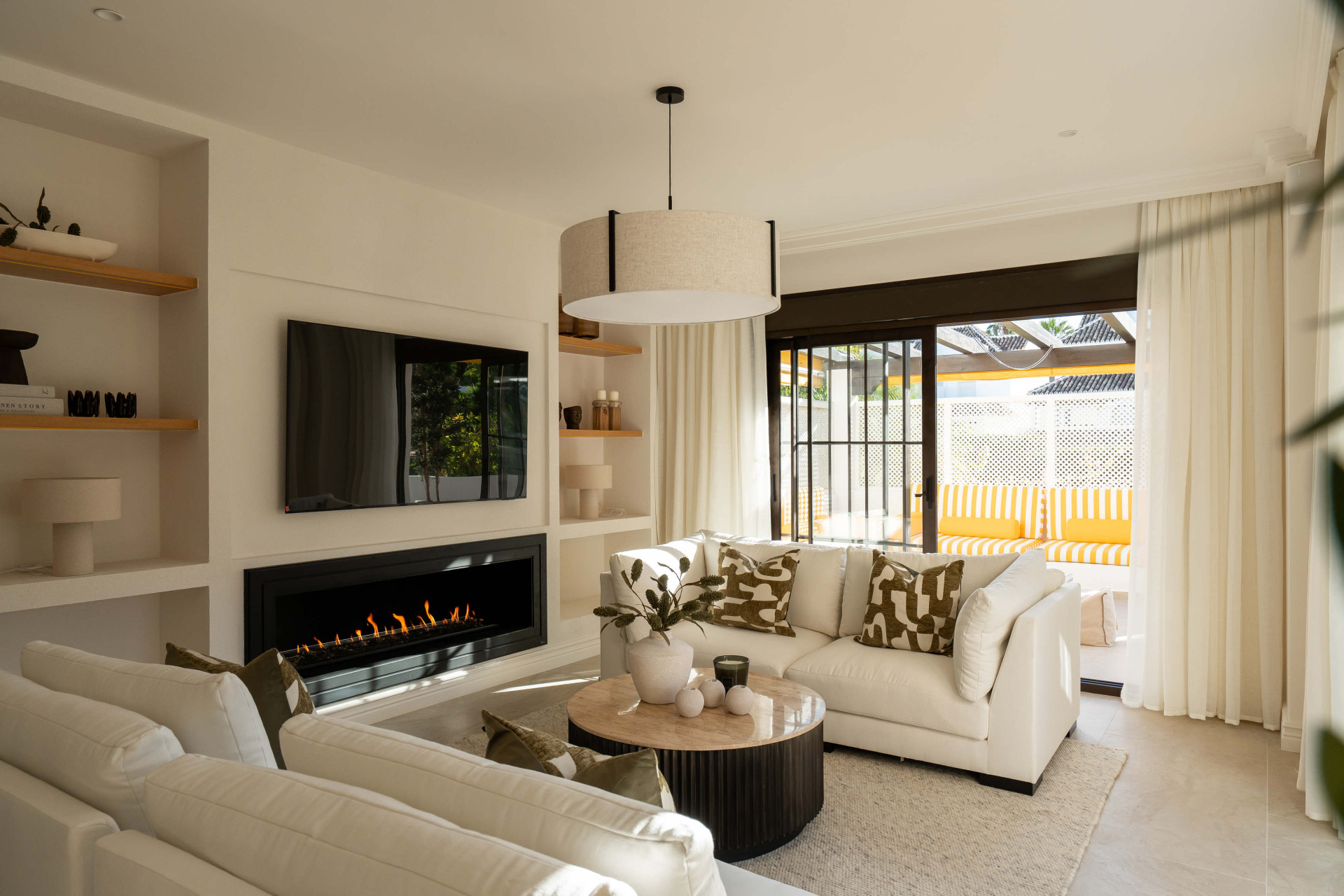 luxo-estate-3 Nueva Andalucia Marbella apartment 3 Bedrooms