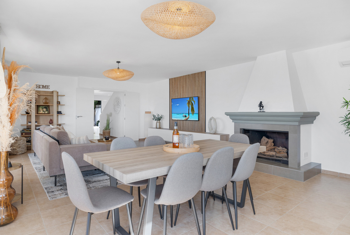 Estepona villa 6 Bedrooms