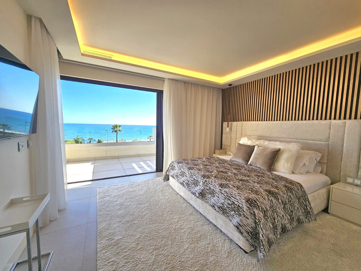 luxo-estate-3 New Golden Mile Estepona townhouse 4 Bedrooms
