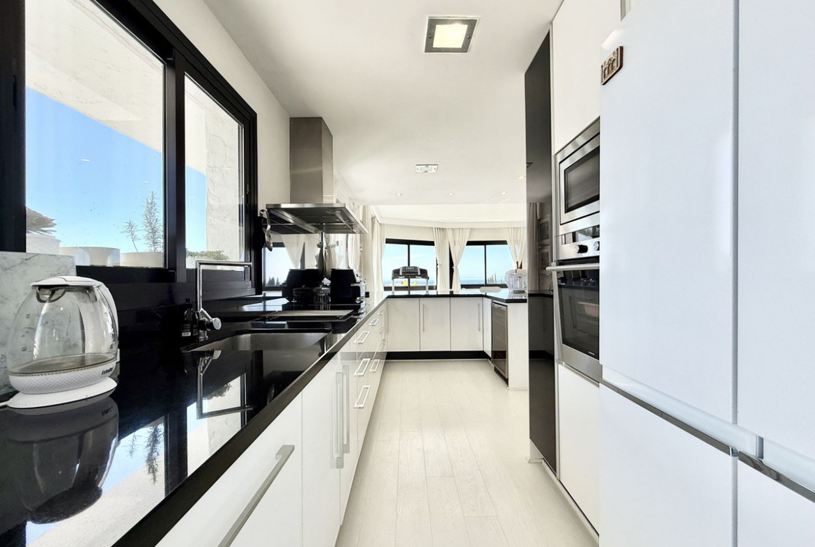 Marbella Golden Mile Marbella penthouse 3 Bedrooms