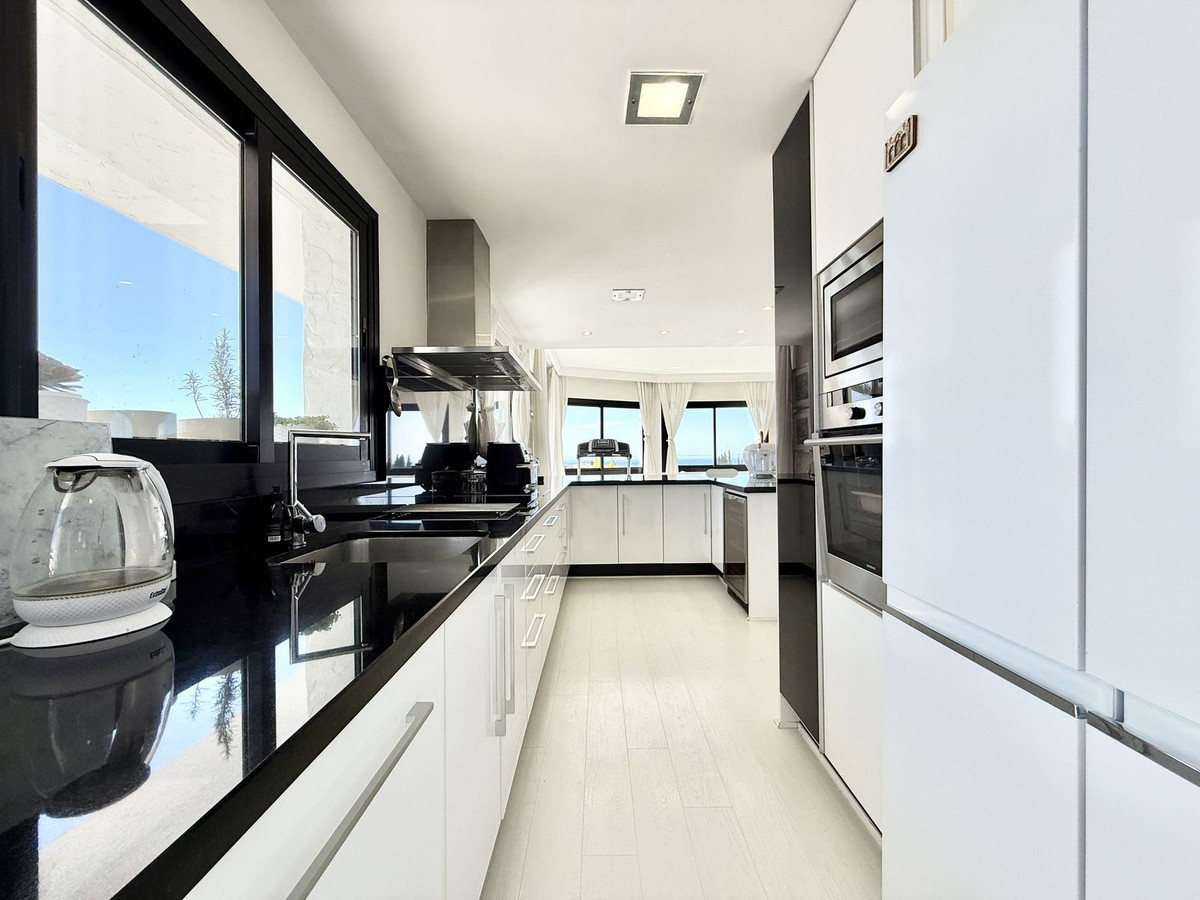 Marbella Golden Mile Marbella penthouse 3 Bedrooms