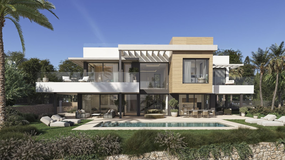 Las Chapas Marbella villa 3 Bedrooms