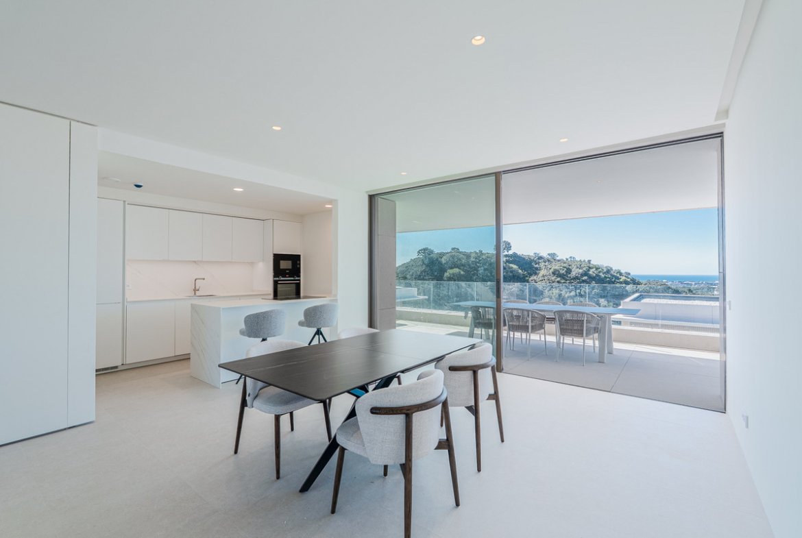 Benahavis apartment 4 Bedrooms
